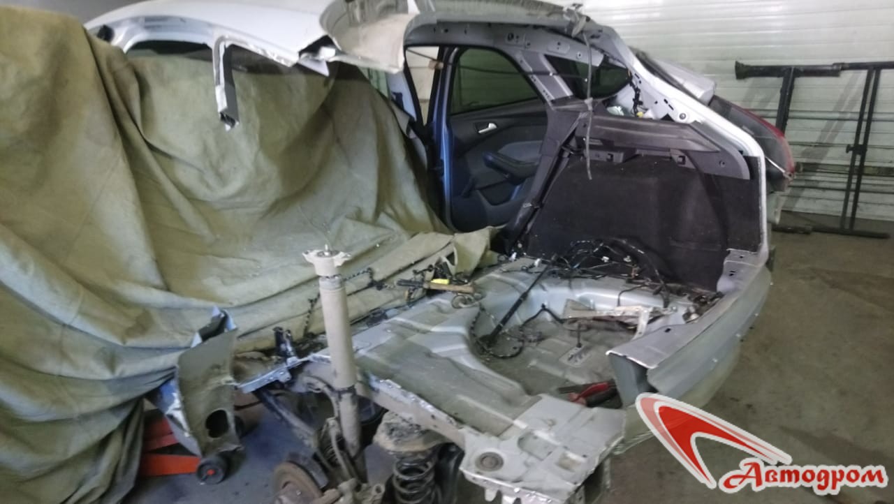Кузовной ремонт Ford Focus в Новозыбкове
